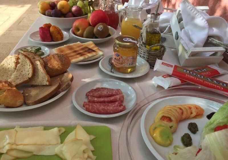 تختخواب و صبحانه Casarealia