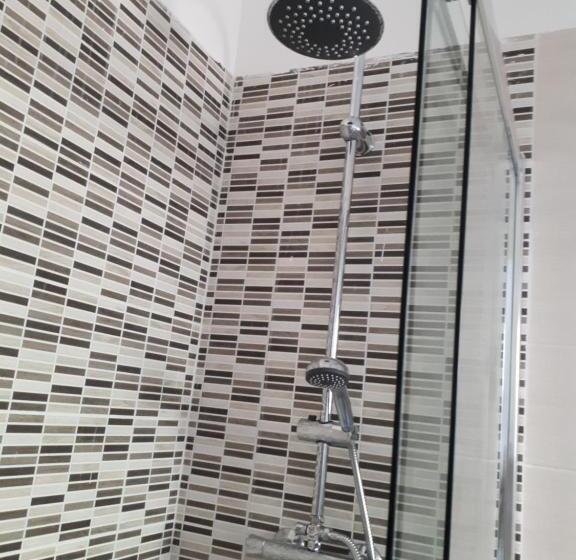 تختخواب و صبحانه Le Camere Di Sabrina Con Bagno In Camera