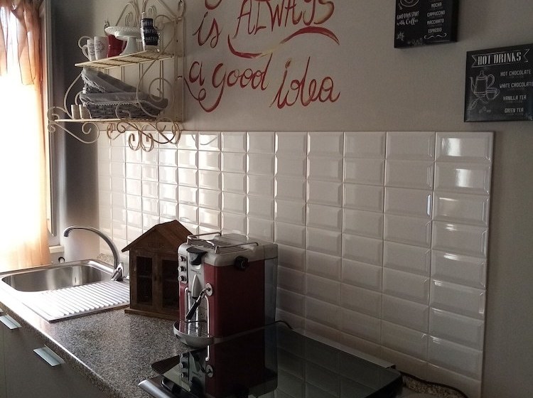 مبيت وإفطار Romantica Todi