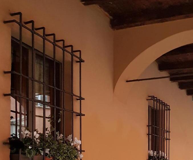 تختخواب و صبحانه Stella Del Mar S.stefano