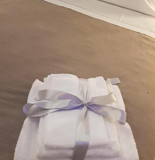 تختخواب و صبحانه Stella Del Mar S.stefano