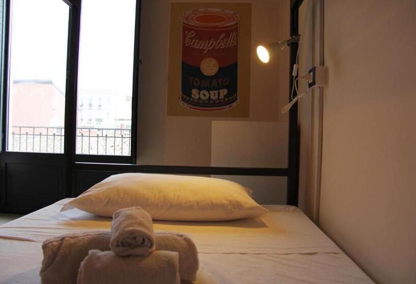مبيت وإفطار Urban Pop Hostel & Bnb