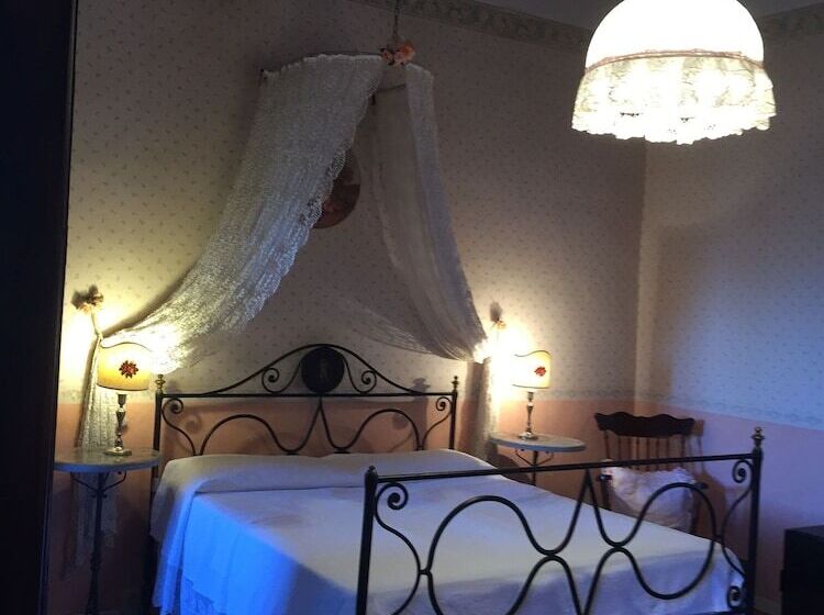 مبيت وإفطار Villa Il Palazzo