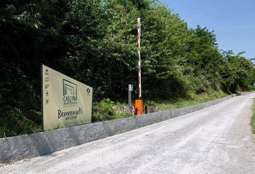 Cascina Monte Diviso   Hostel