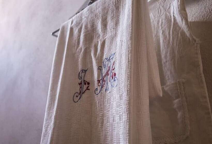 Corte Di Bonifacio Typical B&b