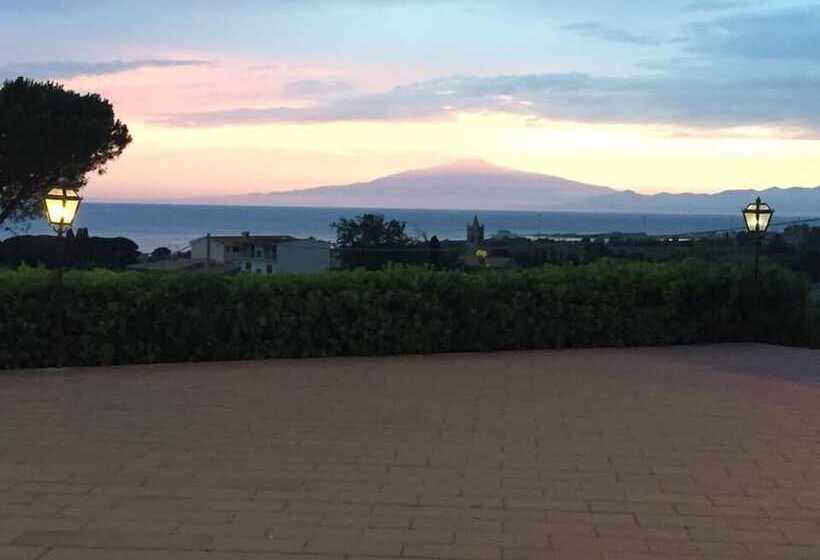 פונדק Casina Dei Mille