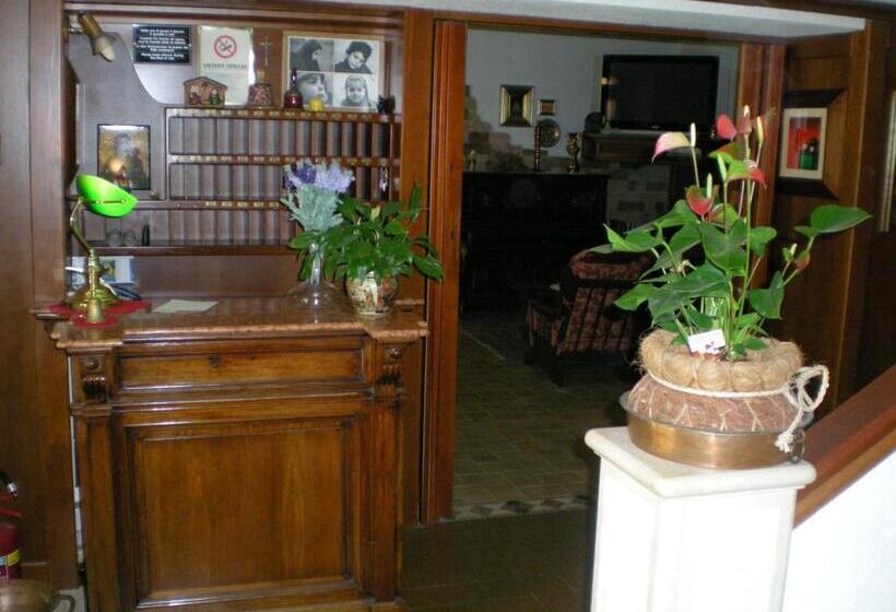 בית מלון כפרי Cercone