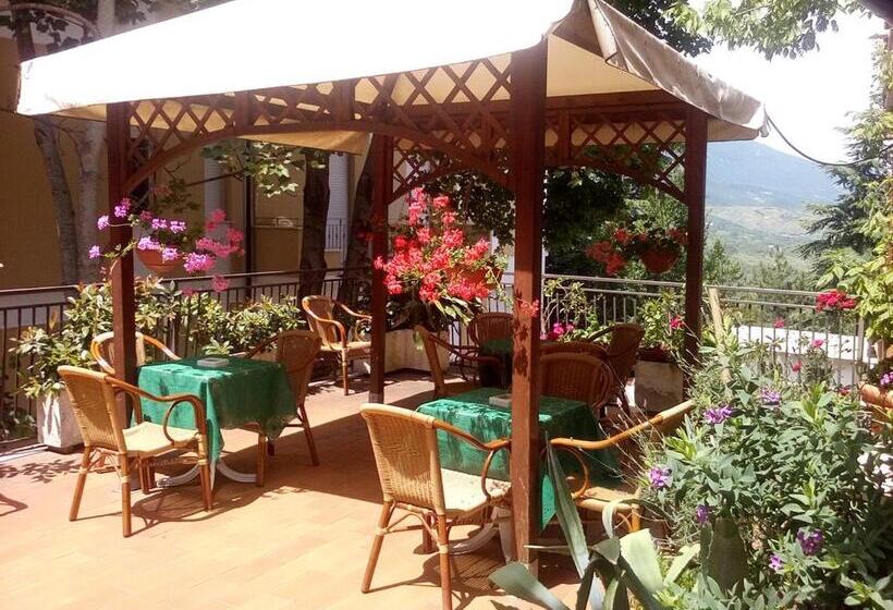 בית מלון כפרי Cercone