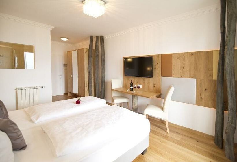 בית מלון כפרי Panorama Tramin