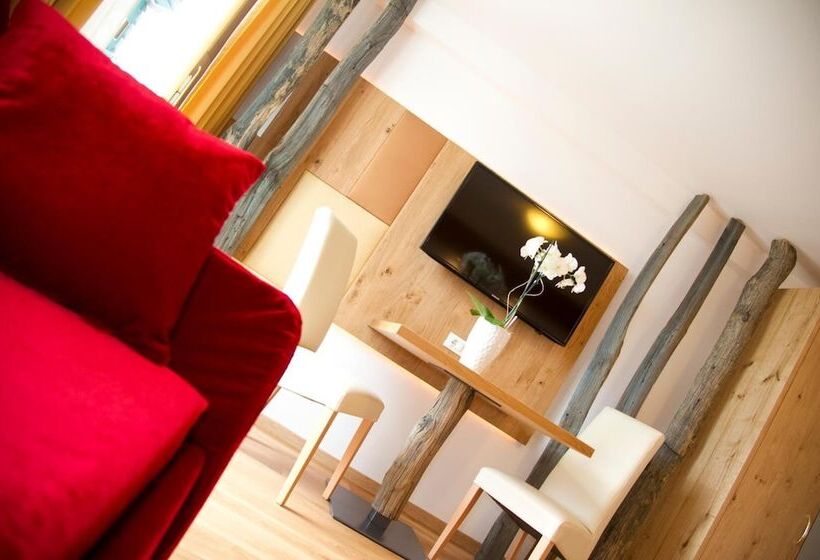 בית מלון כפרי Panorama Tramin