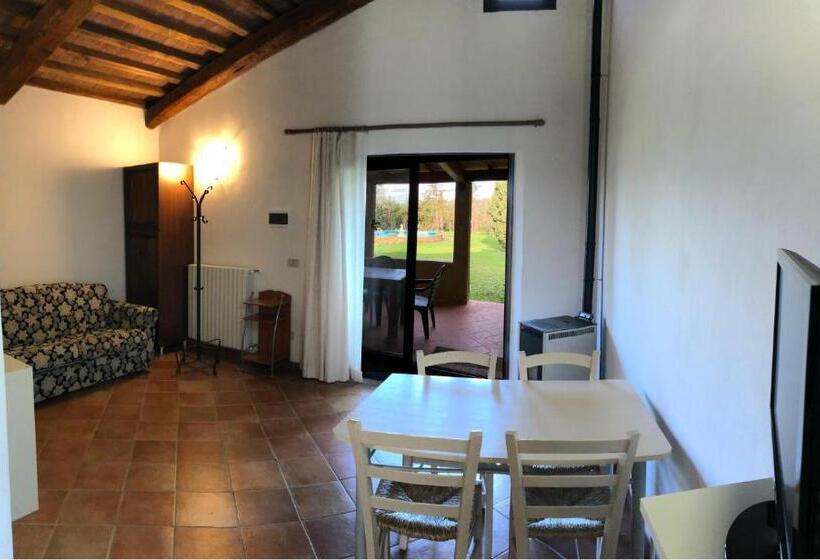 田舎風ホテル Agriturismo Il Nazareno