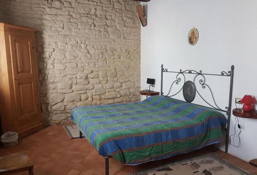 בית מלון כפרי Agriturismo Piccola Raieda