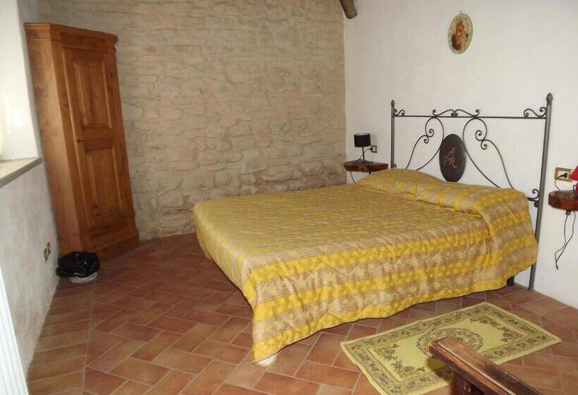 בית מלון כפרי Agriturismo Piccola Raieda