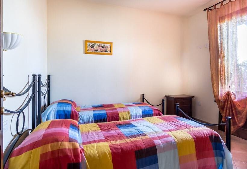 בית מלון כפרי Borgo Campetroso