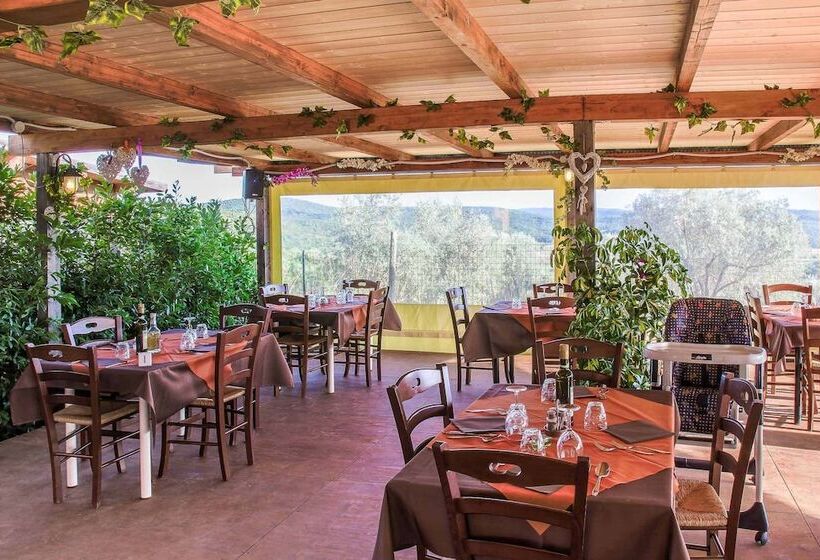 בית מלון כפרי Borgo Campetroso