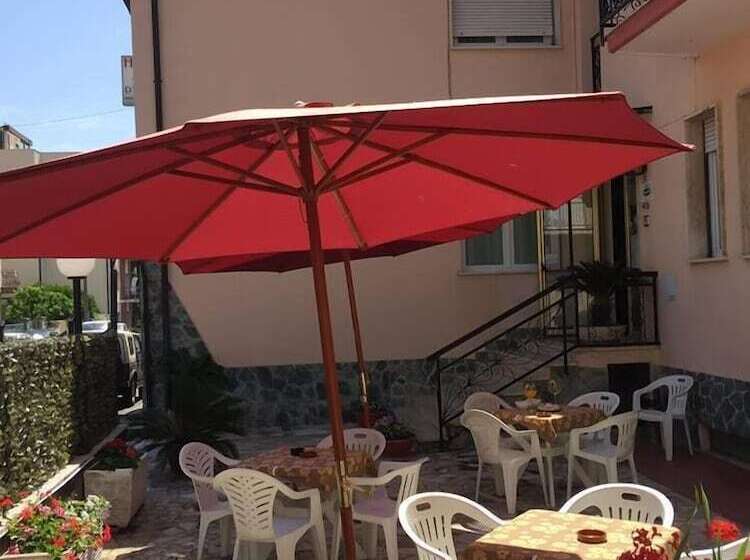 ホテル Villa Tempo D'estate