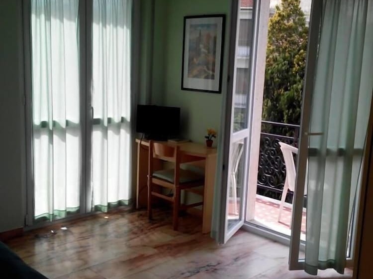 ホテル Villa Tempo D'estate