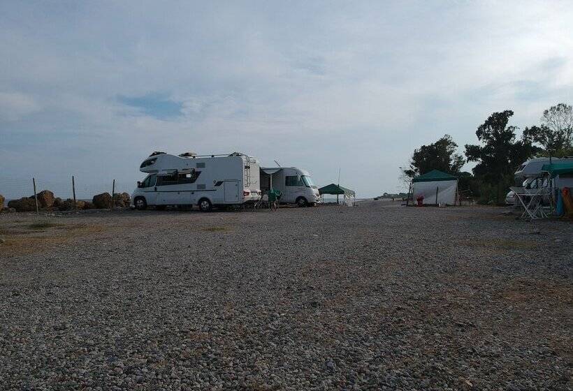 Отель Villaggio Camping Calypso