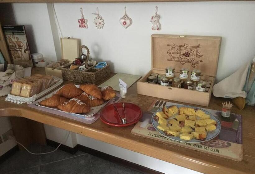 La Cri Bed & Breakfast