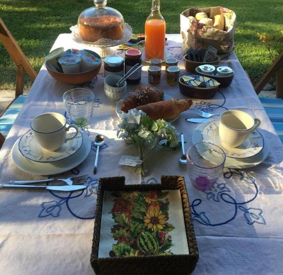 La Cri Bed & Breakfast