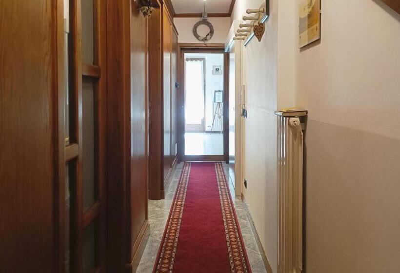 La Cri Bed & Breakfast