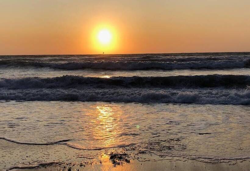 ペンション Acquamarina B&b