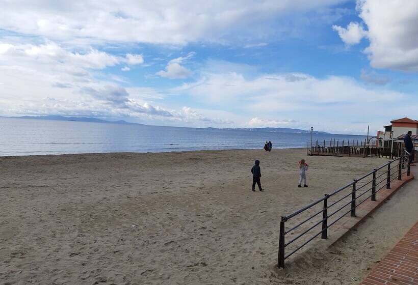 ペンション Acquamarina B&b