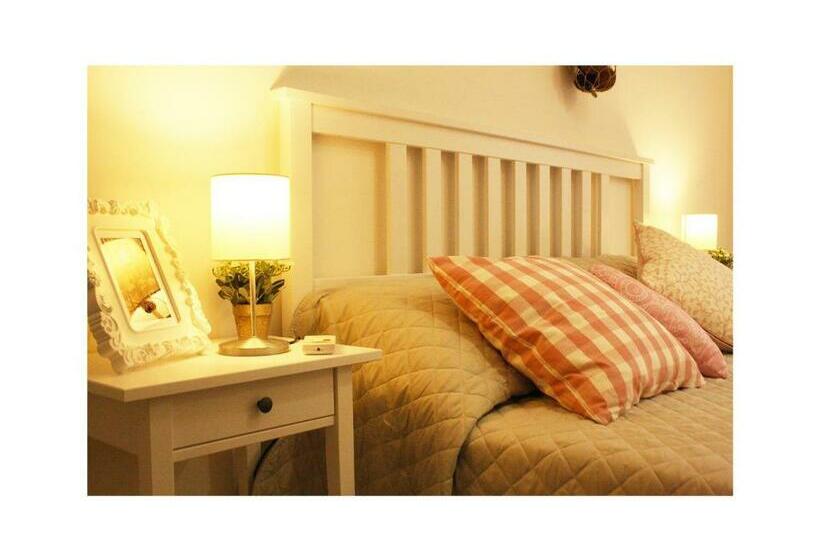 پانسیون Lilly S Home