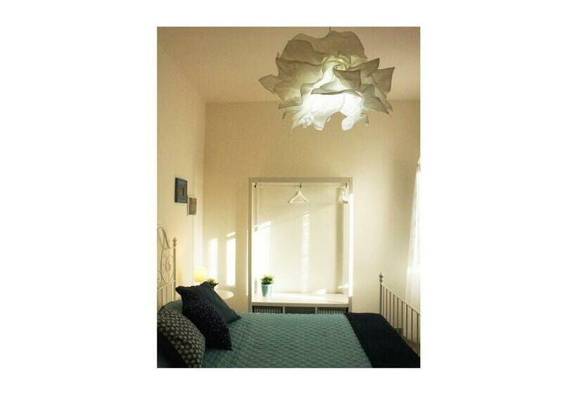 پانسیون Lilly S Home