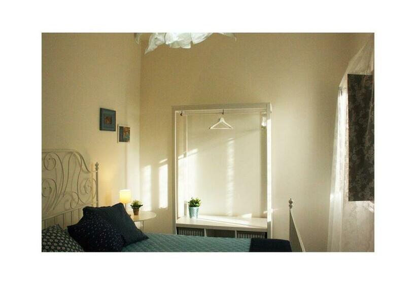 پانسیون Lilly S Home