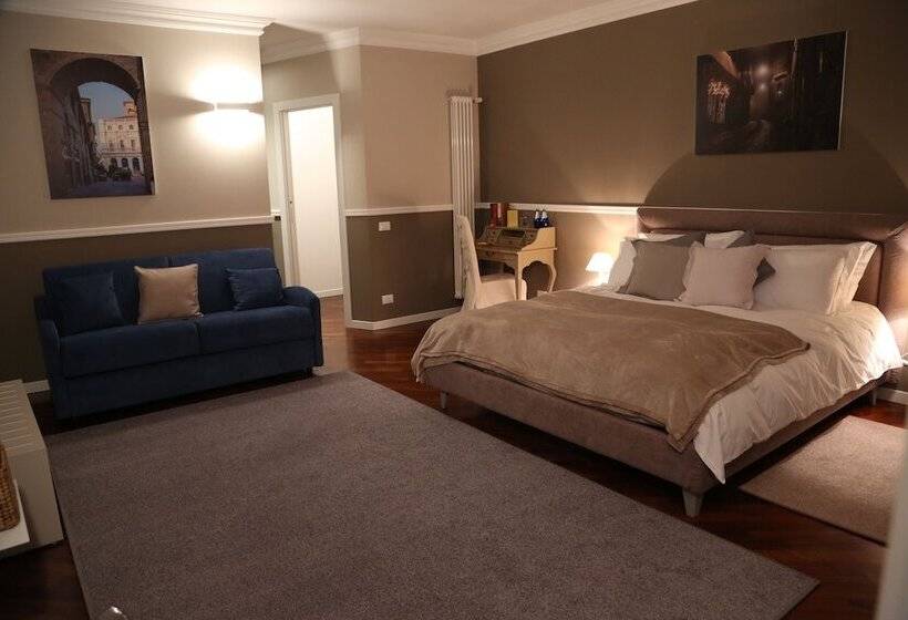 پانسیون Bergamo Exclusive Holiday Home