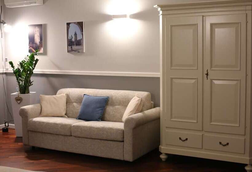 پانسیون Bergamo Exclusive Holiday Home