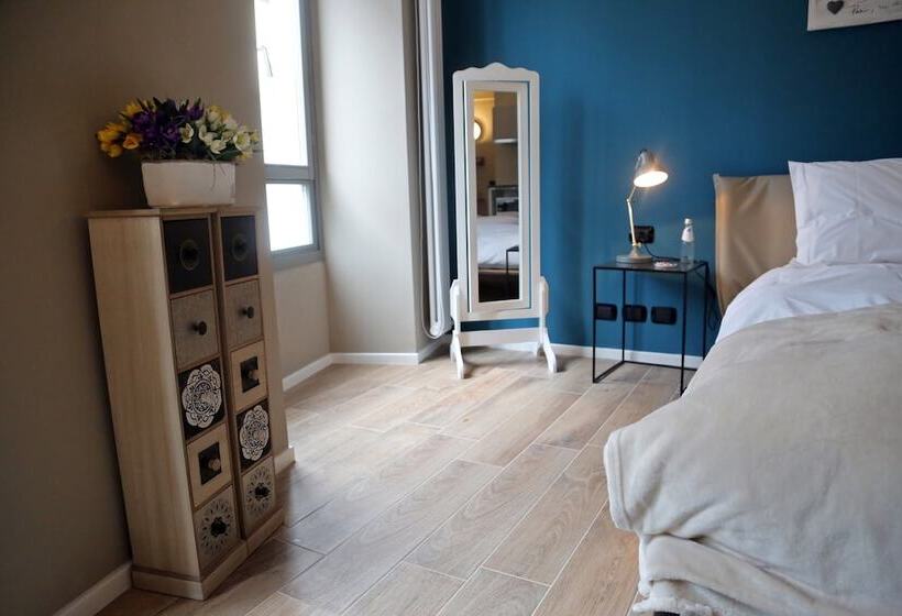 پانسیون Bergamo Exclusive Holiday Home