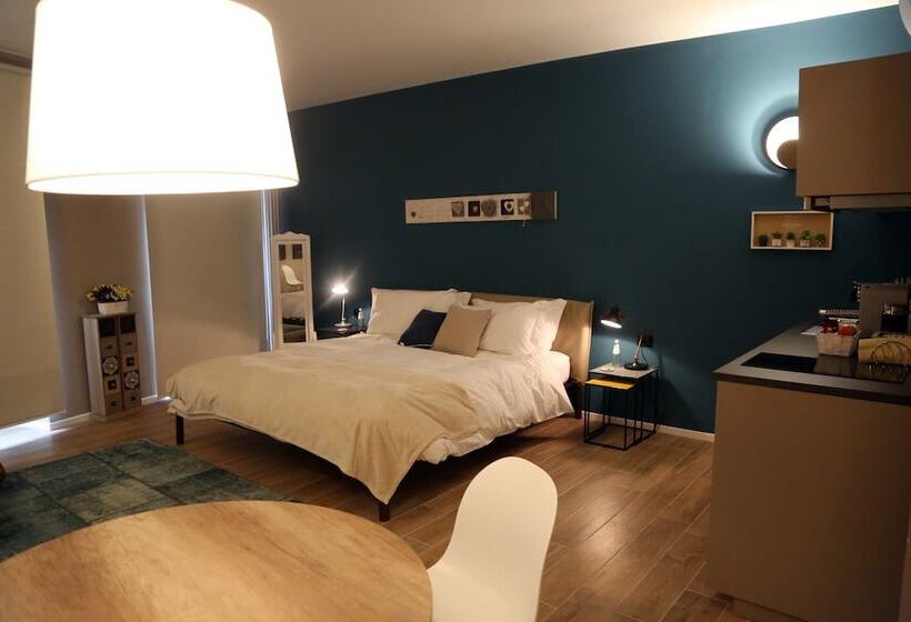 پانسیون Bergamo Exclusive Holiday Home