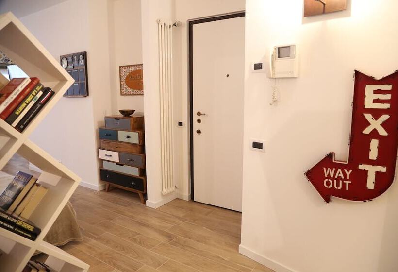 پانسیون Bergamo Exclusive Holiday Home