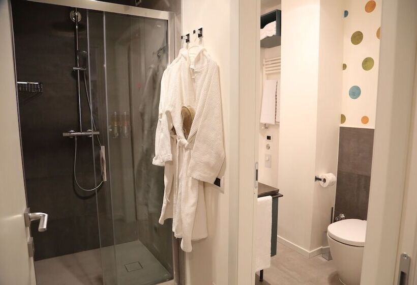 پانسیون Bergamo Exclusive Holiday Home