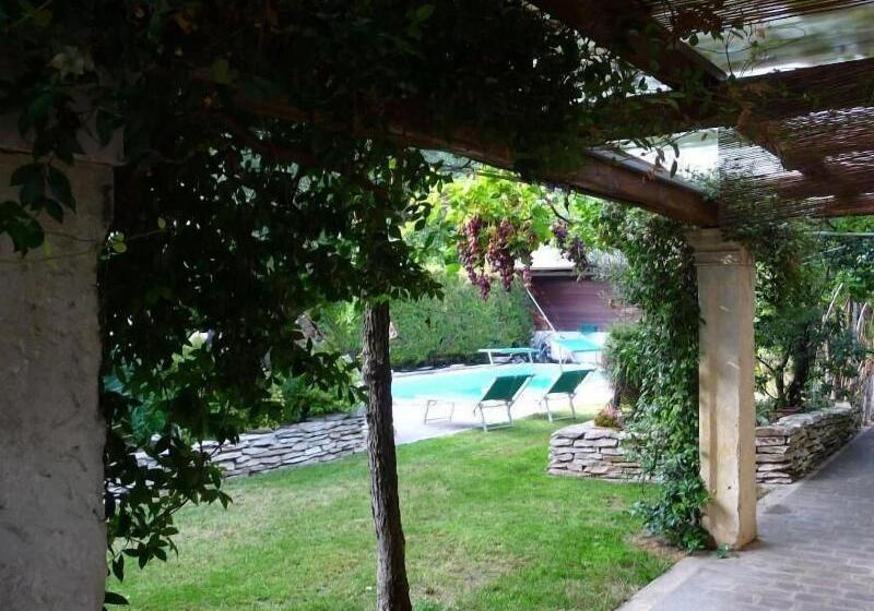 ペンション Casa Stefy