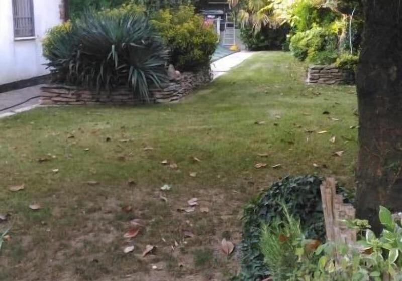 ペンション Casa Stefy