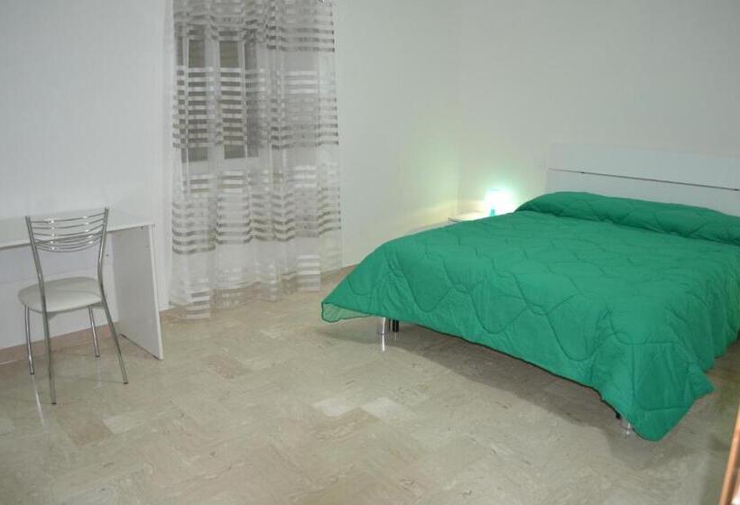 مبيت وإفطار Camere I Monelli
