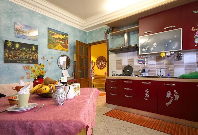 تختخواب و صبحانه Casa Arcobaleno