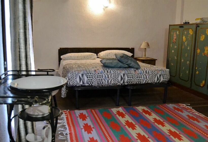 مبيت وإفطار Fattoria La Tana Della Volpe