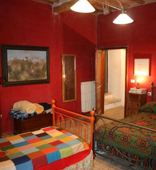 민박 La Torre Di Pieve