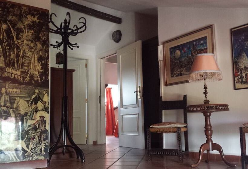 住宿加早餐  Le Mansarde