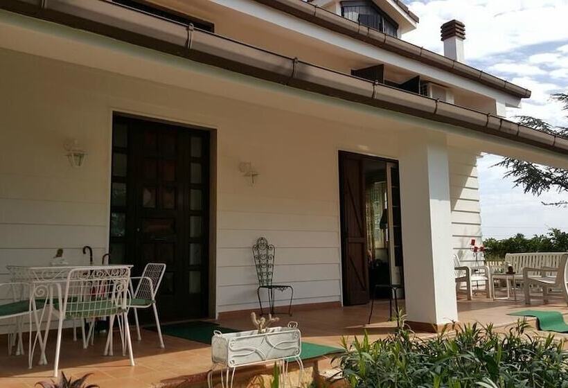 住宿加早餐  Le Mansarde