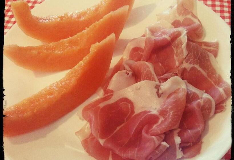 ベッドアンドブレックファースト Locanda Agnella