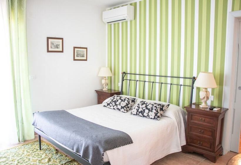 Bed and Breakfast Villa Paola