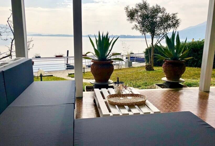 여관 Villa Anastasye