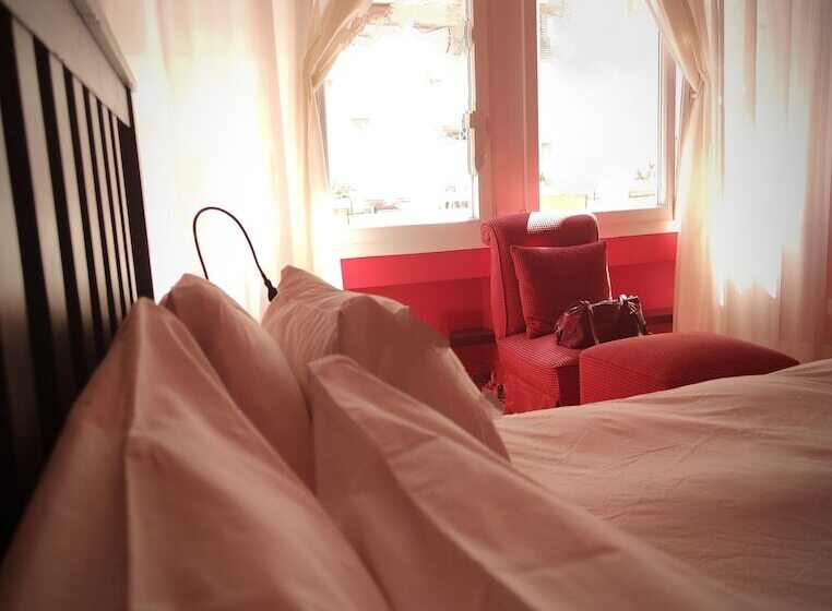 酒店 Palermo Stay Centro 120 Rodionoff & Eleganza E Facilità Di Accesso A Aeroporto E Spiaggia Mondello