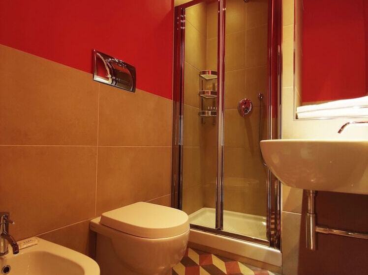 酒店 Palermo Stay Centro 120 Rodionoff & Eleganza E Facilità Di Accesso A Aeroporto E Spiaggia Mondello