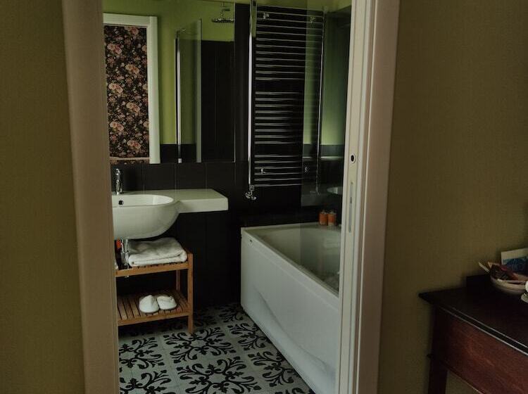 酒店 Palermo Stay Centro 120 Rodionoff & Eleganza E Facilità Di Accesso A Aeroporto E Spiaggia Mondello